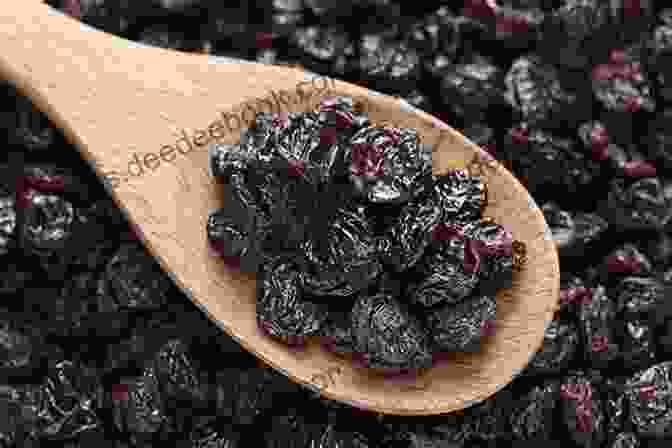 A Handful Of Raisins The Grape : 1 4 Plus Extra Material