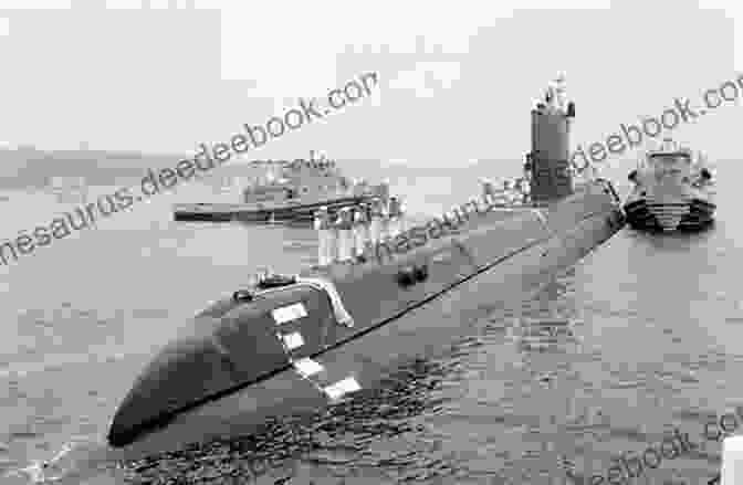 The USS Nautilus, The World's First Nuclear Powered Submarine, Featured Prominently In Donald Cameron's Novel Cold War (Donald Cameron Naval Thriller 6)